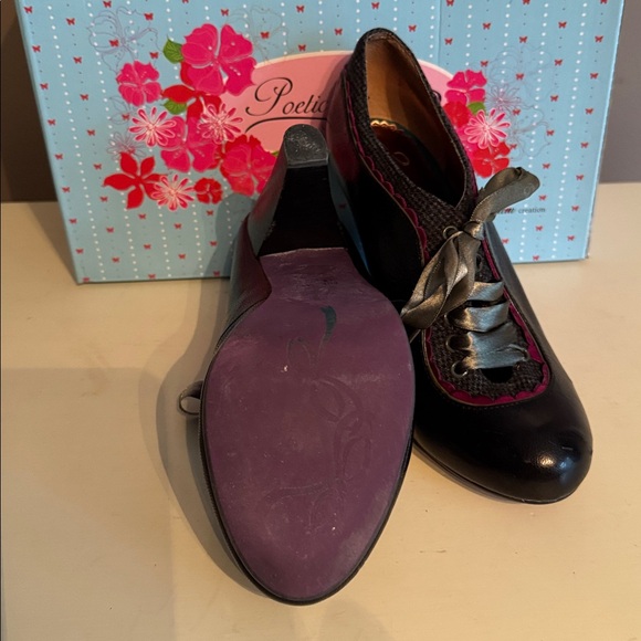 Poetic License Backlash Black and Pink Lace-Up Heels (7.5) - Picture 7 of 9